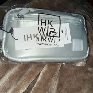 IHKWIP Metallic Silver Wristlet Bag